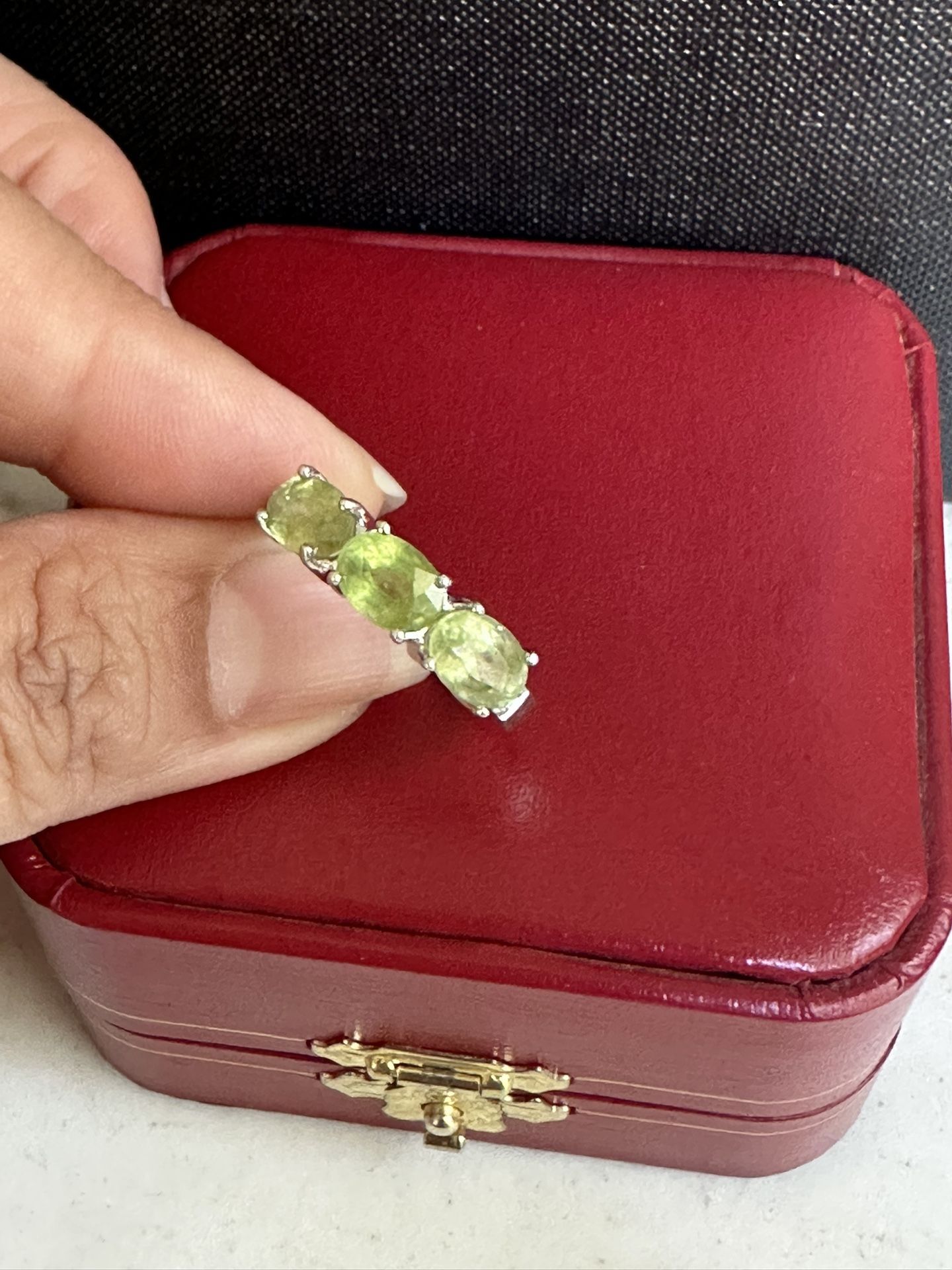 925 Sterling Silver Genuine 3 Oval Peridot Ring W/ Cz Accent On Each Side , Size 9 , Marked TGGC925