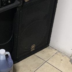 This Is For Yamaha 2 12 Speakers Other Is Post And 1 15 Yamaha on speaker 1 15 JBL Speaker