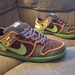 Nike SB Dunk Low "De La Soul (2015)"