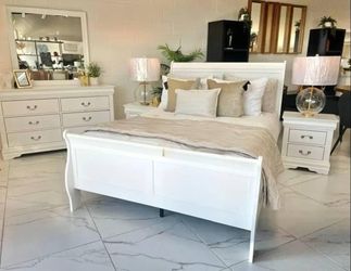 4-piece Queen size bedroom set