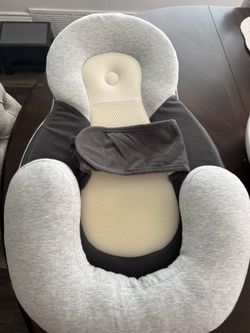 Bassinet Pillow
