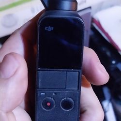 DJI Osmo Pocket 4K Action Camera MODEL: OT11O