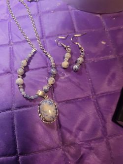 Silver tone blue marble necklace with earrings