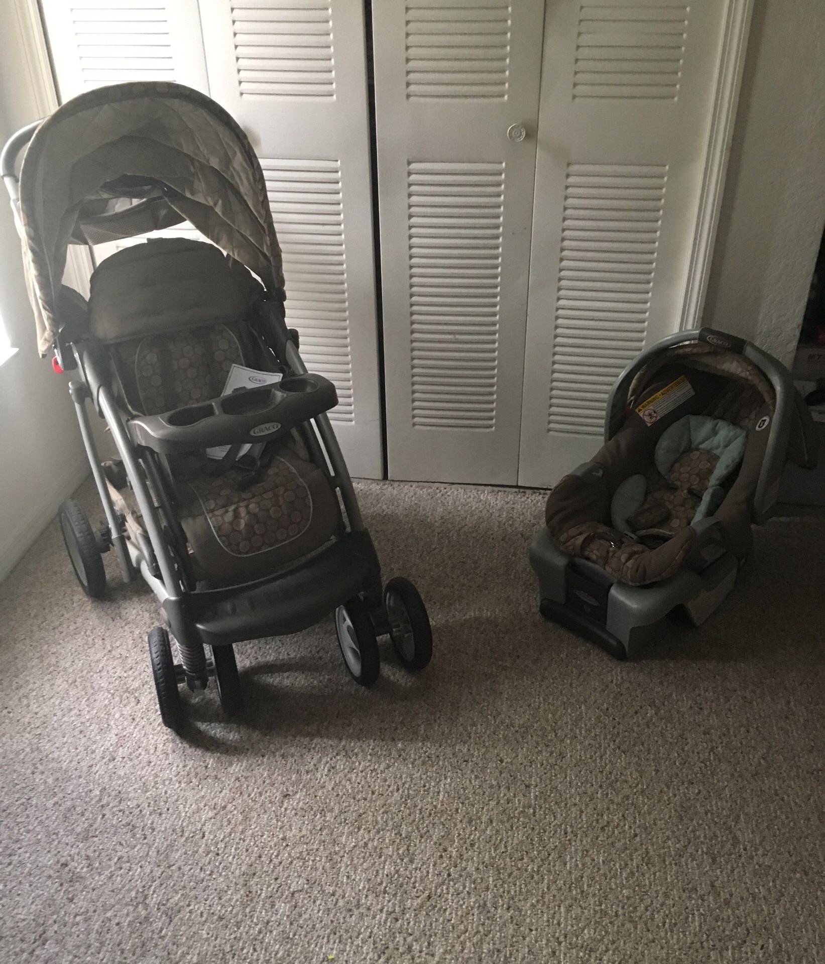 GRACO Stroller and Car Seat