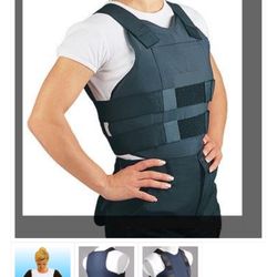 Women’s Hunting Vest Bulletproof Almost New Have Men’s Also 