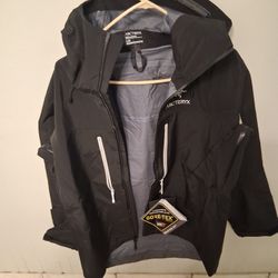 Arcteryx Alpha SV GORETEX MENS JACKET SIZE LARGE