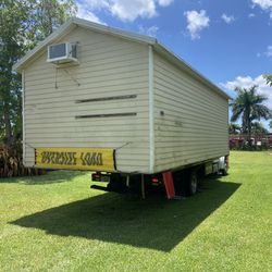 Sheds Relocated, Movemos Casita De Patio Container Rv Trailer Crane 
