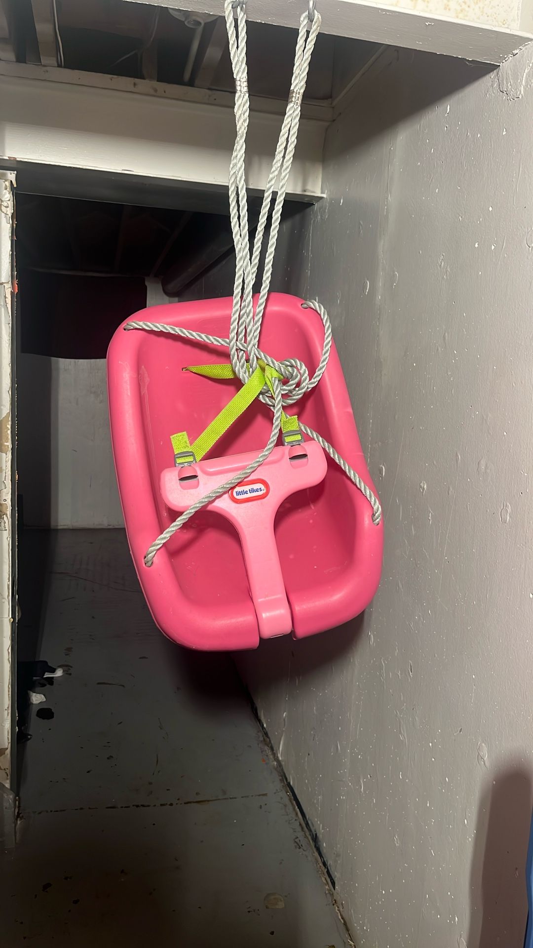 Little Tikes Pink Swing 