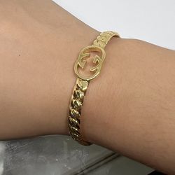 Beautiful Fashion Bracelet In Stainless Steel 