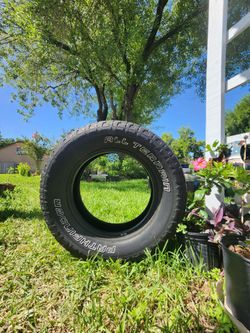 Used 275/65 R18 Tire