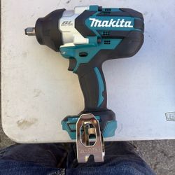 Makita 1/2 Impact Wrench 