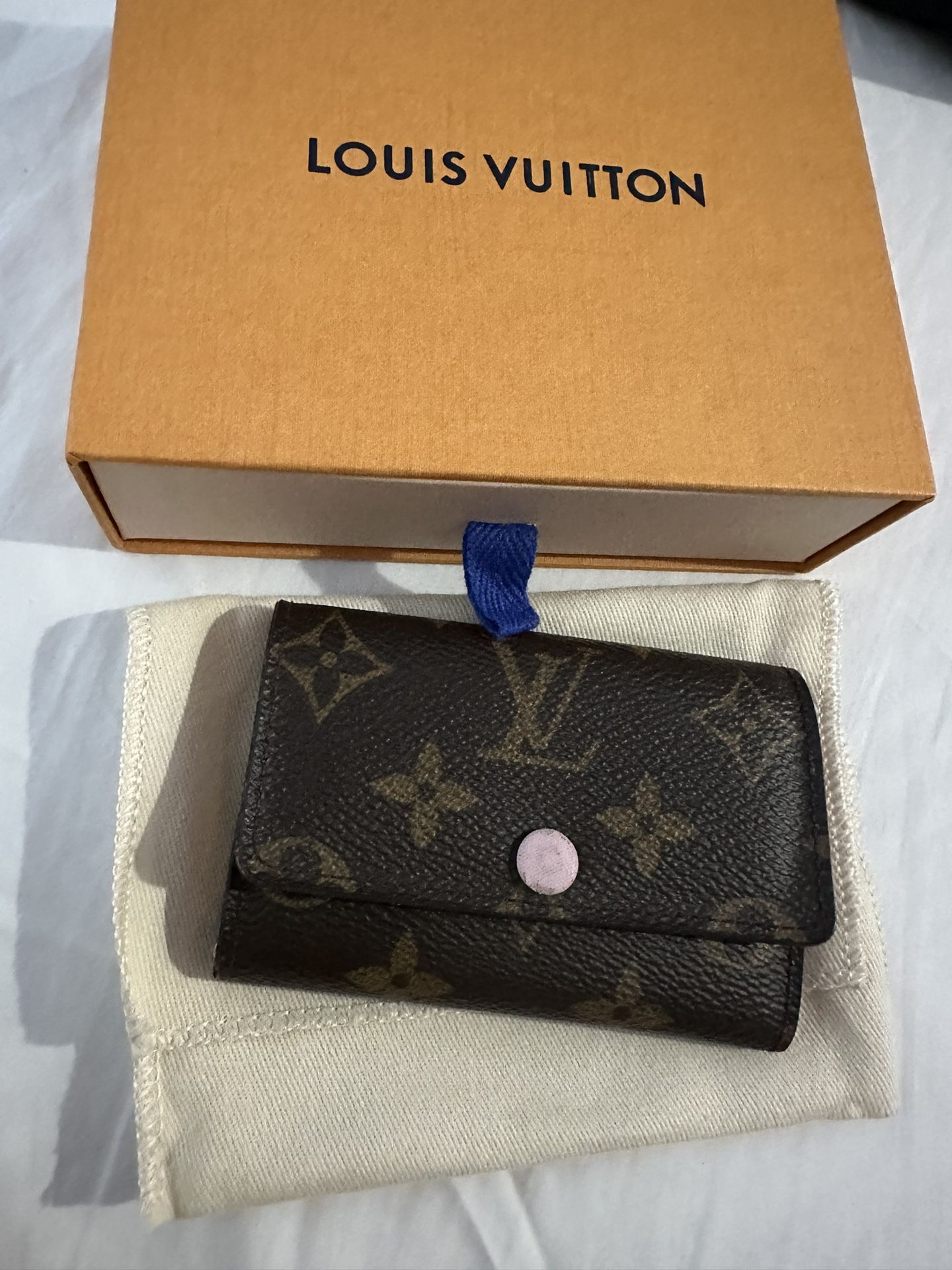 Review: Louis Vuitton 6 key holder in Rose Ballerine 