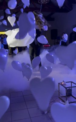 Automatic Balloon Popper For Wedding First Dance