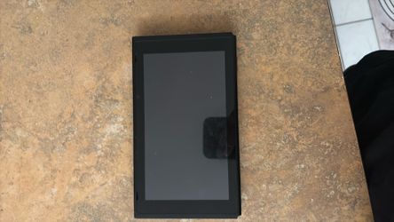 V1 Nintendo switch no controller or charger
