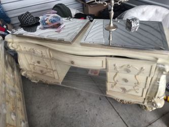Acme Versailles vanity desk