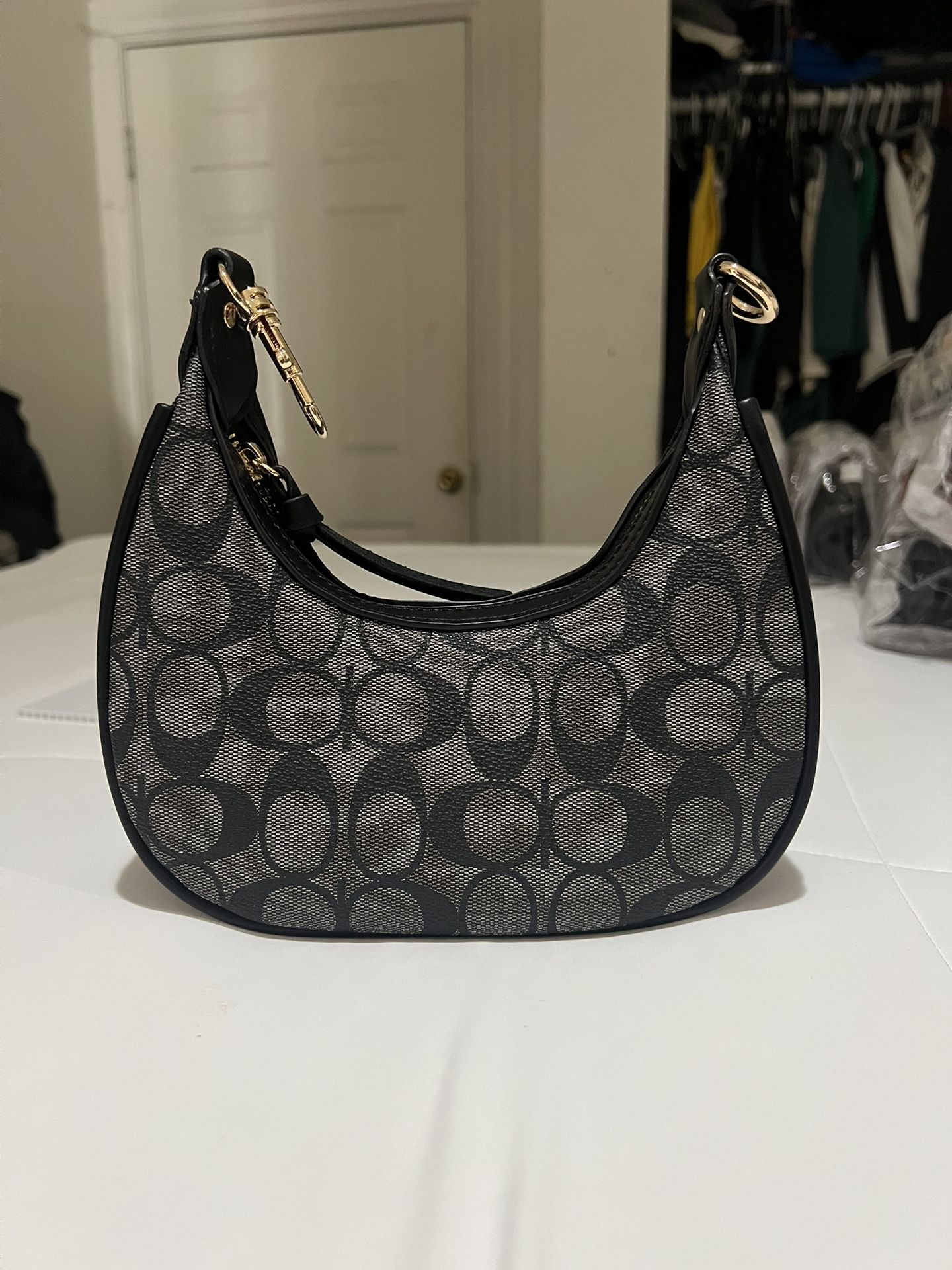 Stylish Shoulder/Crossbody Purse