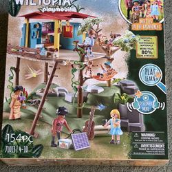 Playmobil Wiltopia Family Tree House (New in Box)