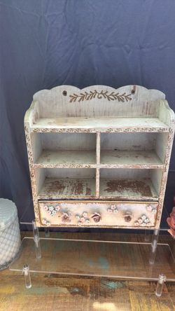 Shabby Chic Wooden Desk Organizer with Floral Detail