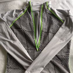 Nike Pro Women's Dry- Fit Quarter Zip Size L