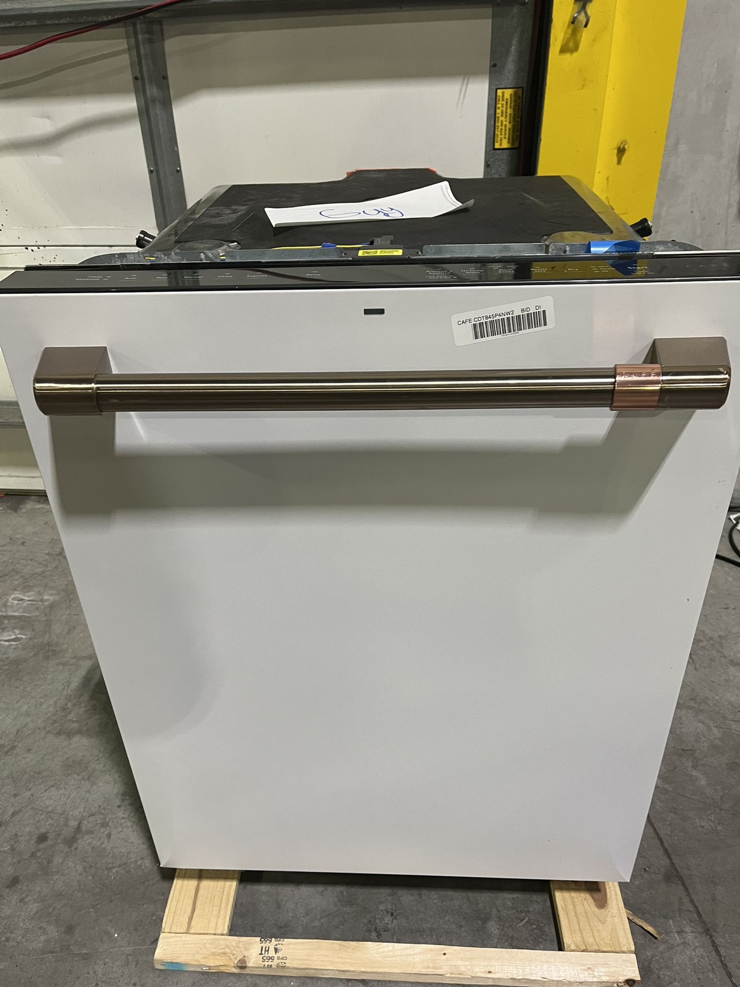 GE Café™ Dishwasher - ENERGY STAR Stainless Interior Smart Dishwasher with Ultra Wash Top Rack and Dual Convection - Model: CDT858P4VW2 -MSRP 1549