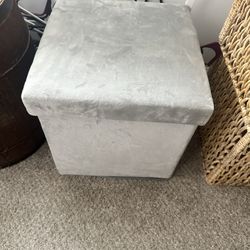 Storage Cubes Seats (4)
