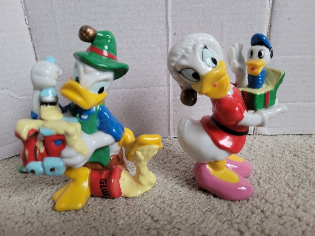 Mickey's Workshop Enesco Donald & Daisy