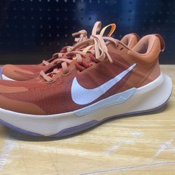 Nike Trail Sneakers