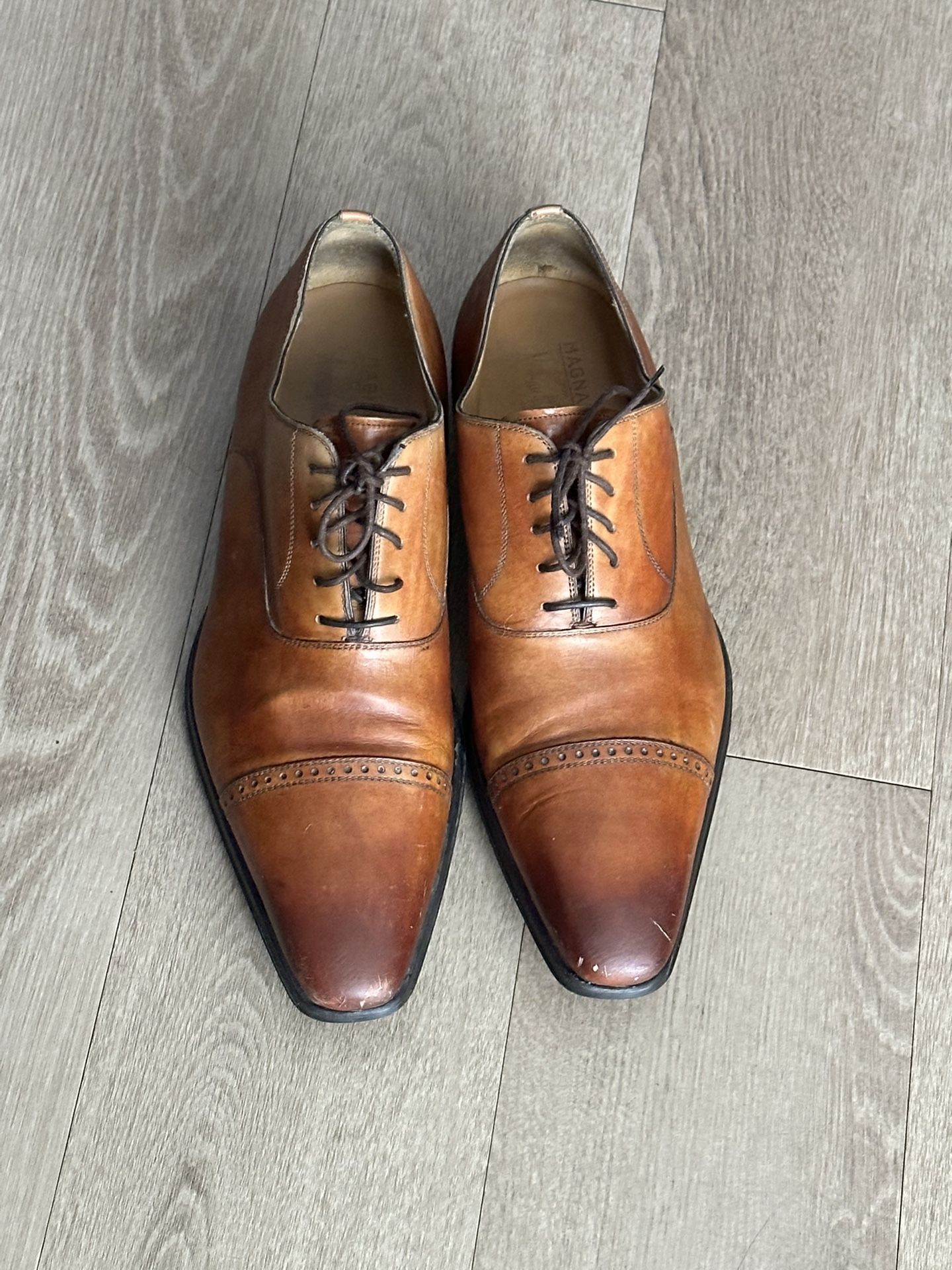 Magnanni Leather Oxford Dress Shoes