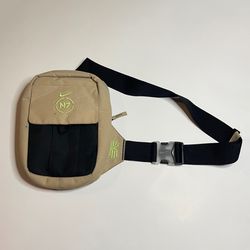 Nike kyrie Irving N7 Sling Bag In Tan 