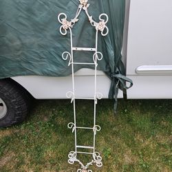 Don't Know What It Is Maybe A Letter Rack