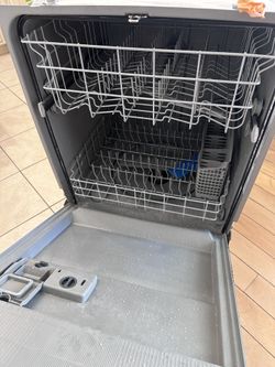 Dishwasher Frigidaire Like New