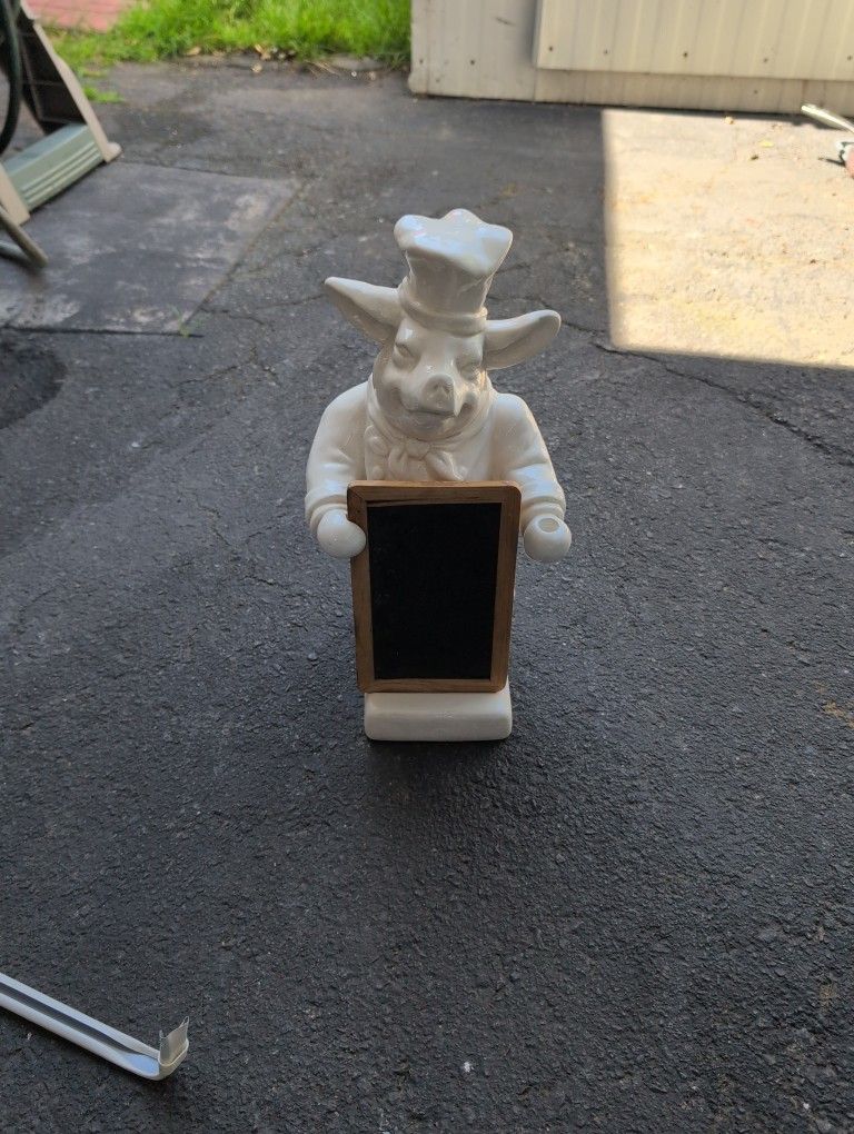Cute French Provincial Pig Maitre D Statue