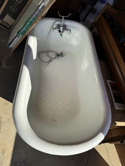 Cast Iron Bathtub