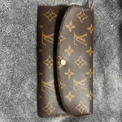 Louis Vuitton Emilie Wallet