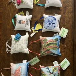 Set of 8 New Spring Mini Decorative Pillows