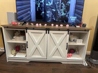 Tv stand