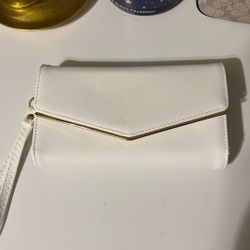 White Clutch/Wallet