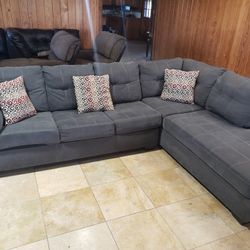 Free Delivery Grey Sectional Couch