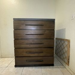 Modern Wood Style Dresser - Good Condition