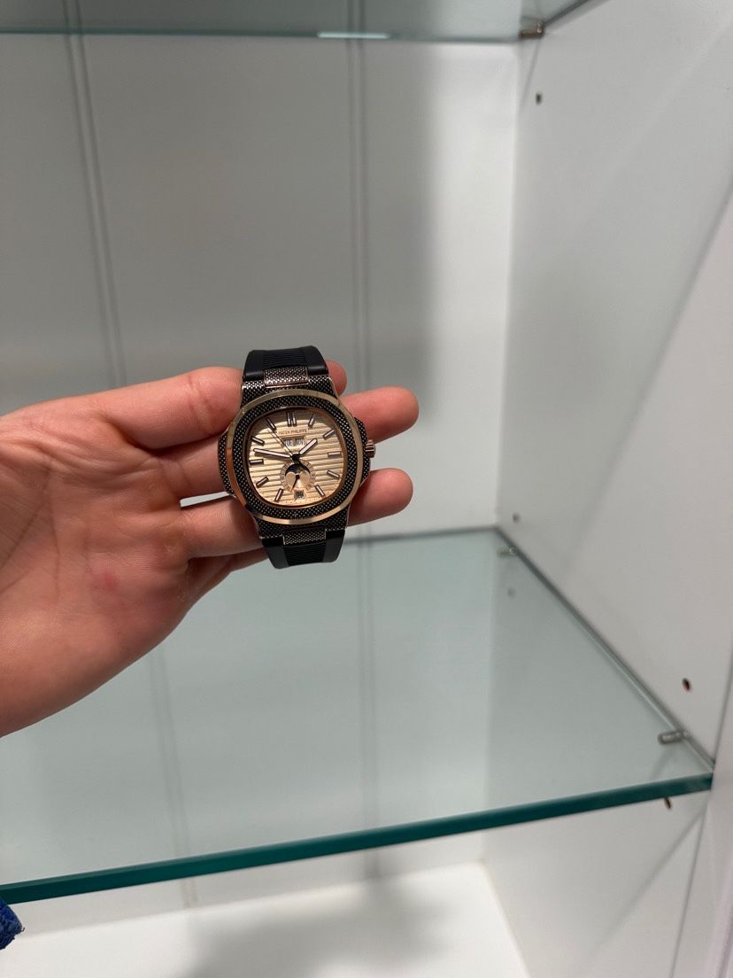 Men’s Luxury Watch