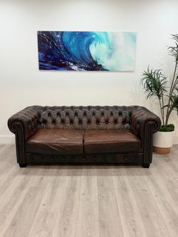 Chesterfield LoveSeat couch Brown Sofa