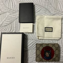 Authentic GUCCI mystic Cat Bifold Wallet 