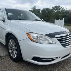 2012 Chrysler 200