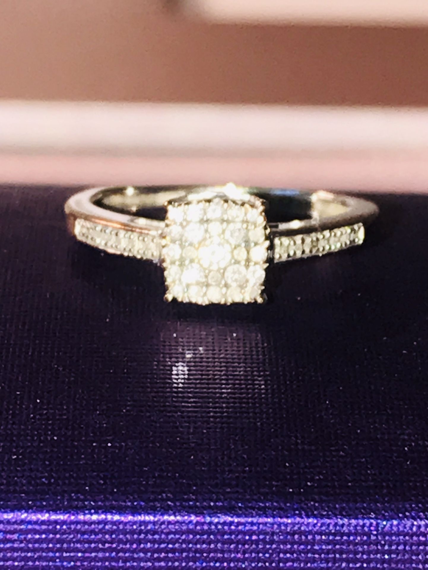 Engagement Ring - 10K White Gold Ring – Size 6 – 17g