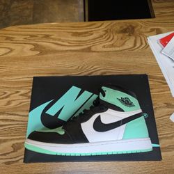 Jordan 1  High , Green Glow 