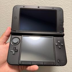 Nintendo Blue 3DS XL With Pokemon Bank, Pokemon DS, Stylus. 