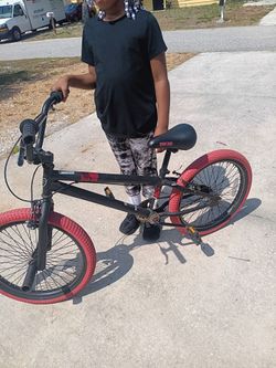 20" Kent Dread BMX Bike with Red Tires - FAST SALE