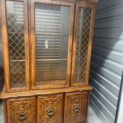 CHINA CABINET