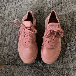 Women’s  Reebok Shoes