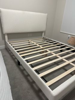 Queen Upholstered Bouclé Platform Bed Frame